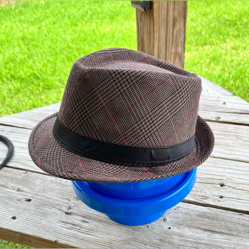 Stylish Brown Plaid Fedora HatSize‎ Medium /Large 57